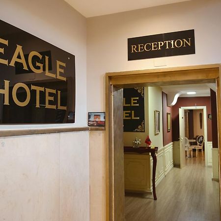 Hotel Eagle Tirana Kültér fotó
