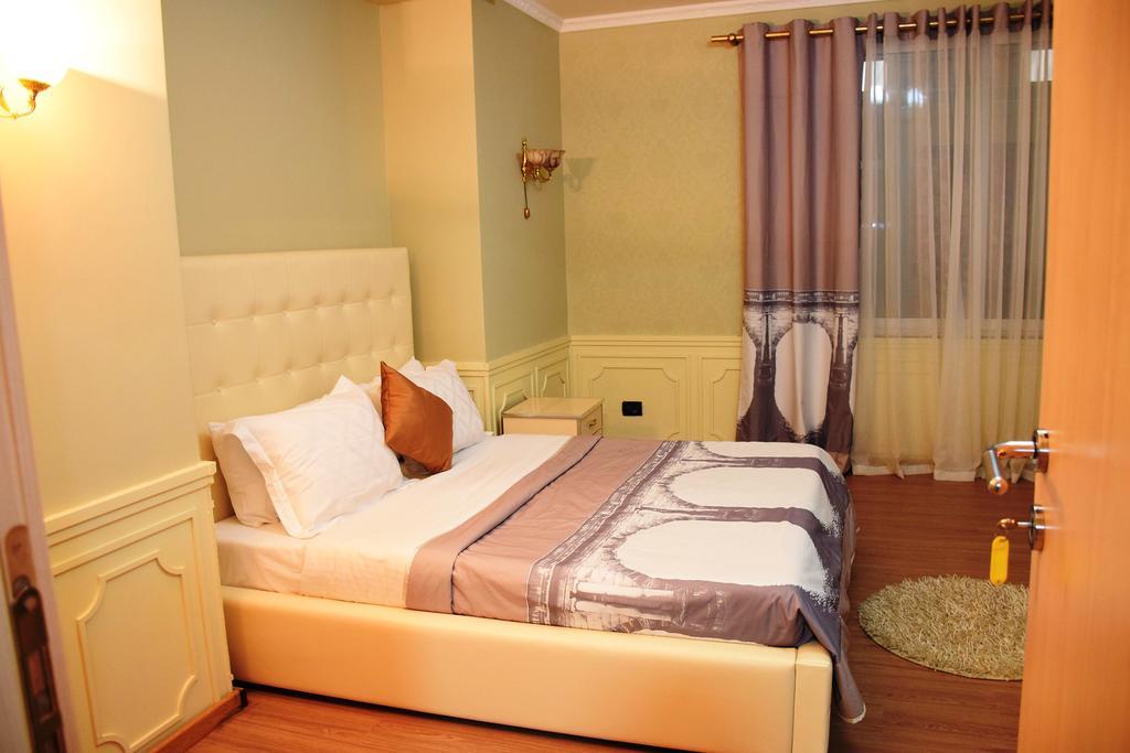 Hotel Eagle Tirana Kültér fotó