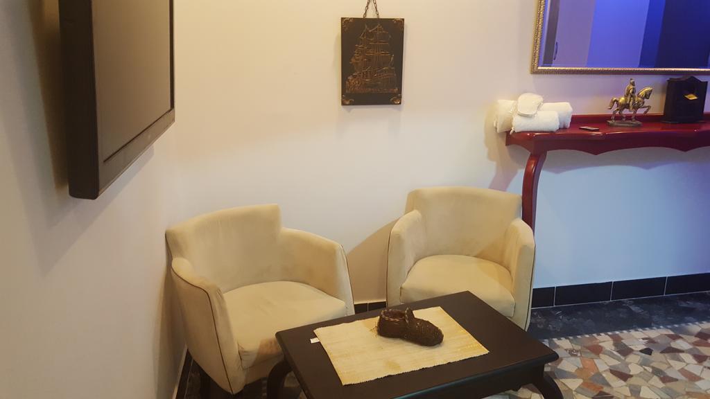 Hotel Eagle Tirana Kültér fotó