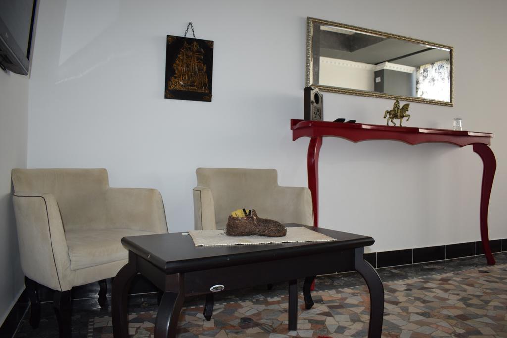 Hotel Eagle Tirana Kültér fotó